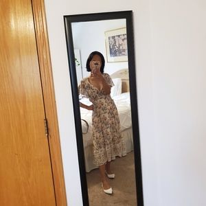 NWOT ruffle short sleeve dress